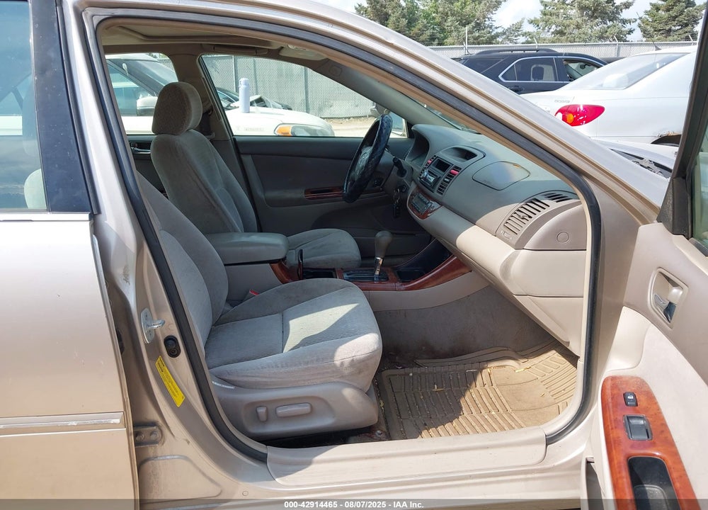 2002 TOYOTA CAMRY XLE VIN: 4T1BE30K42U639339