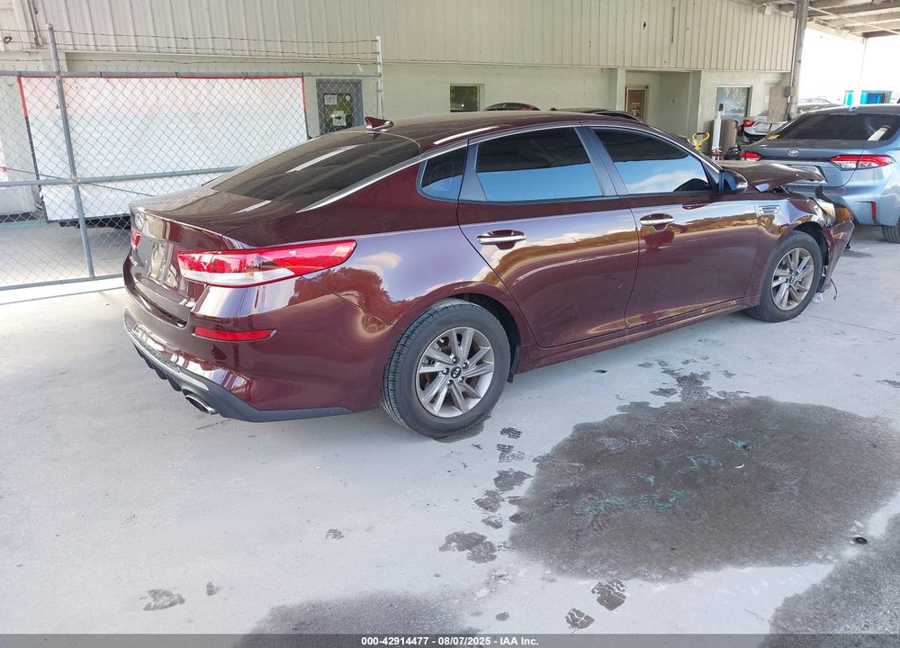 2020 KIA OPTIMA VIN: 5XXGT4L38LG450422