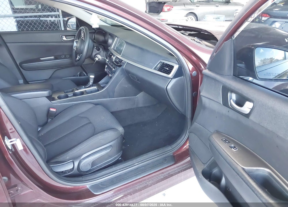 2020 KIA OPTIMA VIN: 5XXGT4L38LG450422