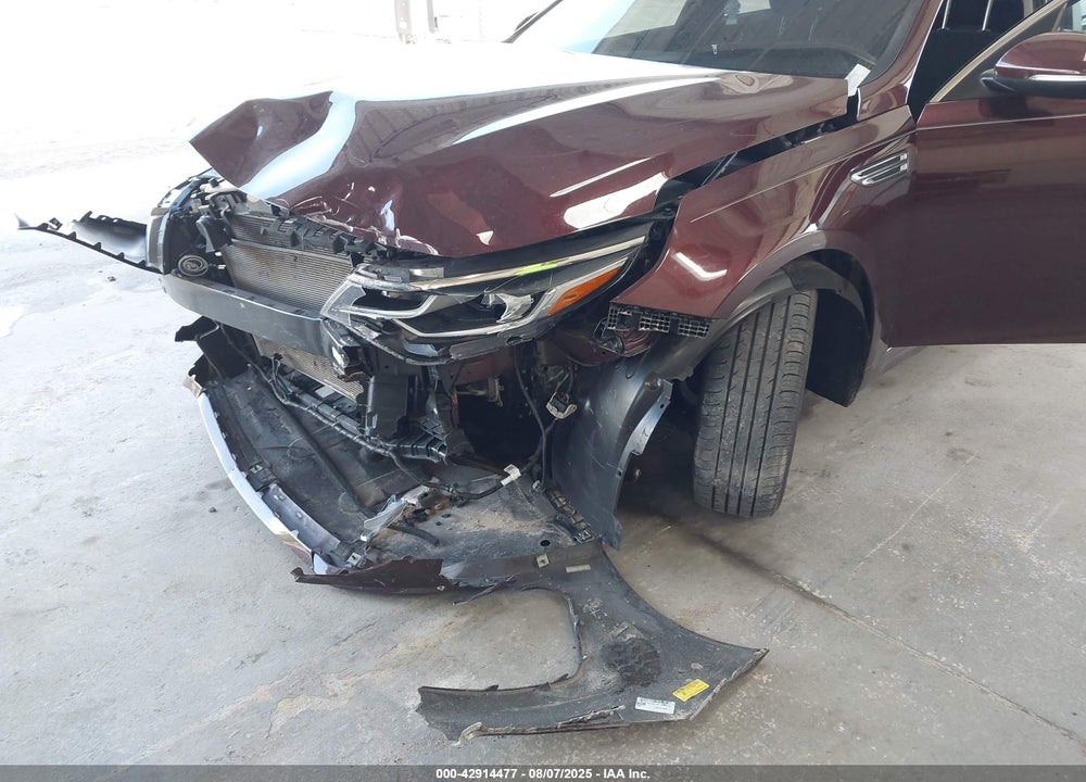 2020 KIA OPTIMA VIN: 5XXGT4L38LG450422