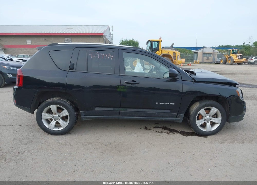 2014 JEEP COMPASS LATITUDE VIN: 1C4NJDEB5ED570970