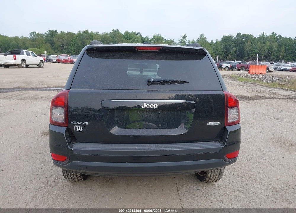 2014 JEEP COMPASS LATITUDE VIN: 1C4NJDEB5ED570970