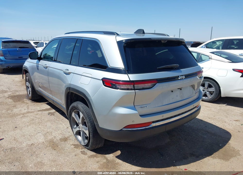2023 JEEP GRAND CHEROKEE VIN: 1C4RJHBG3P8766068