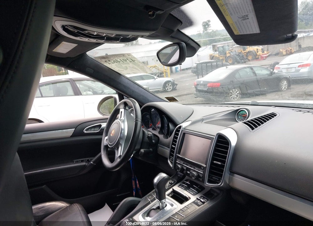 2013 PORSCHE CAYENNE VIN: WP1AD2A22DLA71529