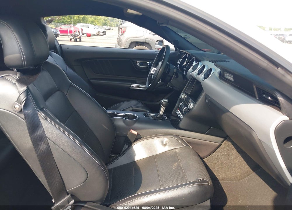 2015 FORD MUSTANG VIN: 1FA6P8THXF5391200