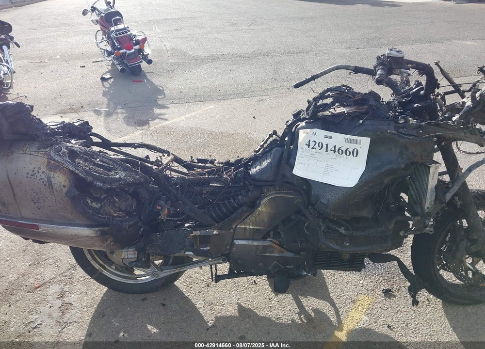 2002 BMW K1200 LT VIN: WB10555A42ZD76571
