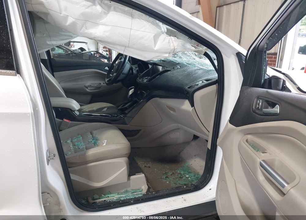 2014 FORD ESCAPE TITANIUM VIN: 1FMCU0J90EUE33215