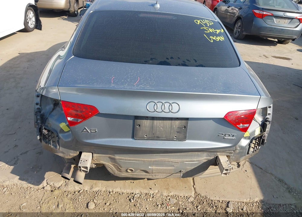 2010 AUDI A5 VIN: WAURFAFR2AA023256