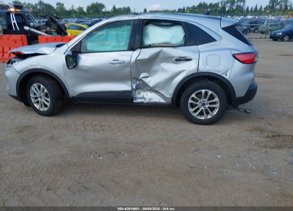 2020 FORD ESCAPE VIN: 1FMCU9G61LUA08701