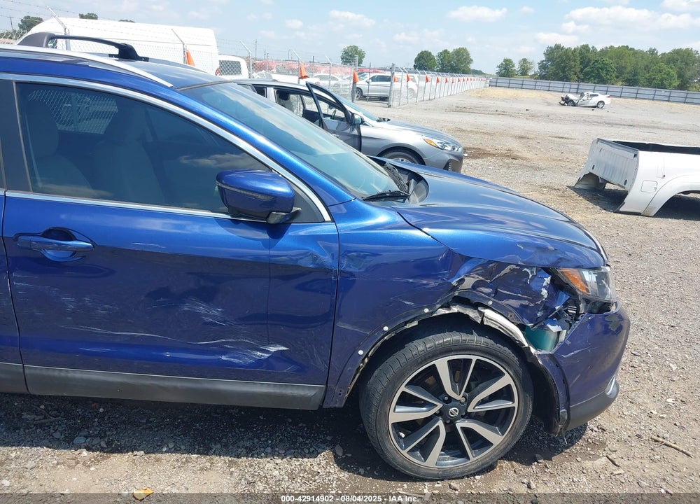 2018 NISSAN ROGUE SPORT SL VIN: JN1BJ1CP8JW106394