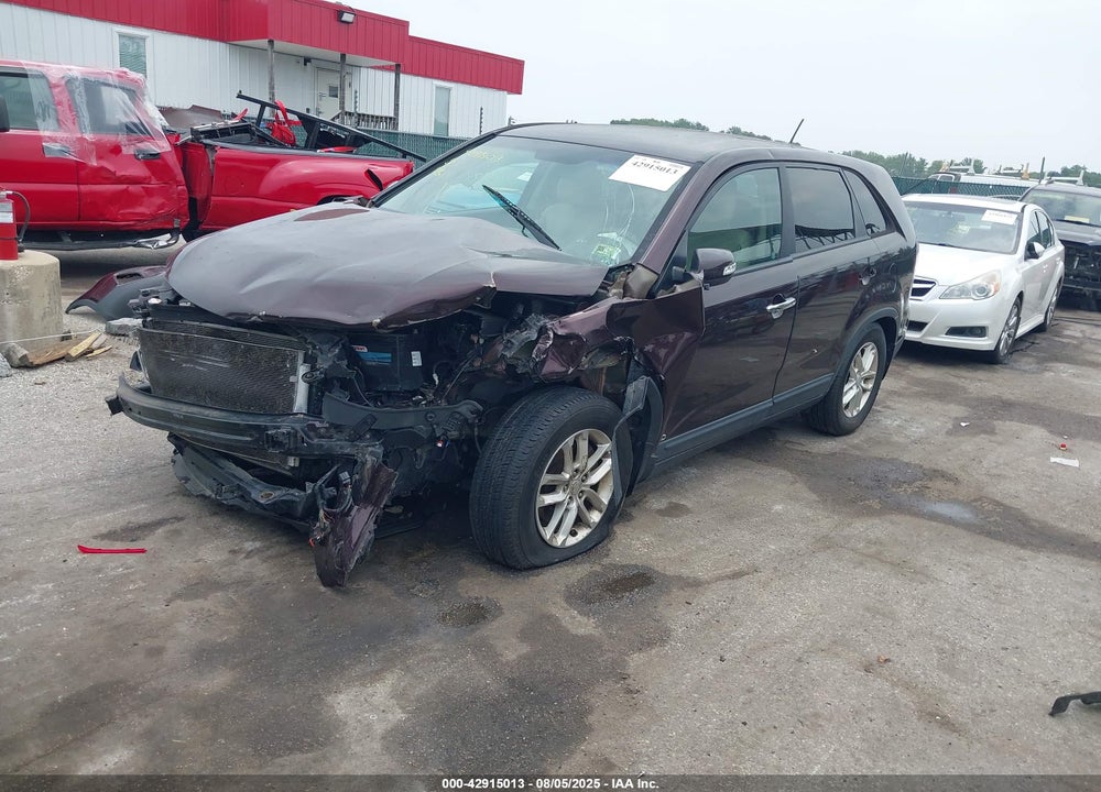 2014 KIA SORENTO VIN: 5XYKTCA65EG532110