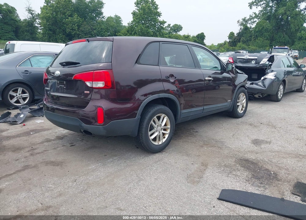 2014 KIA SORENTO VIN: 5XYKTCA65EG532110