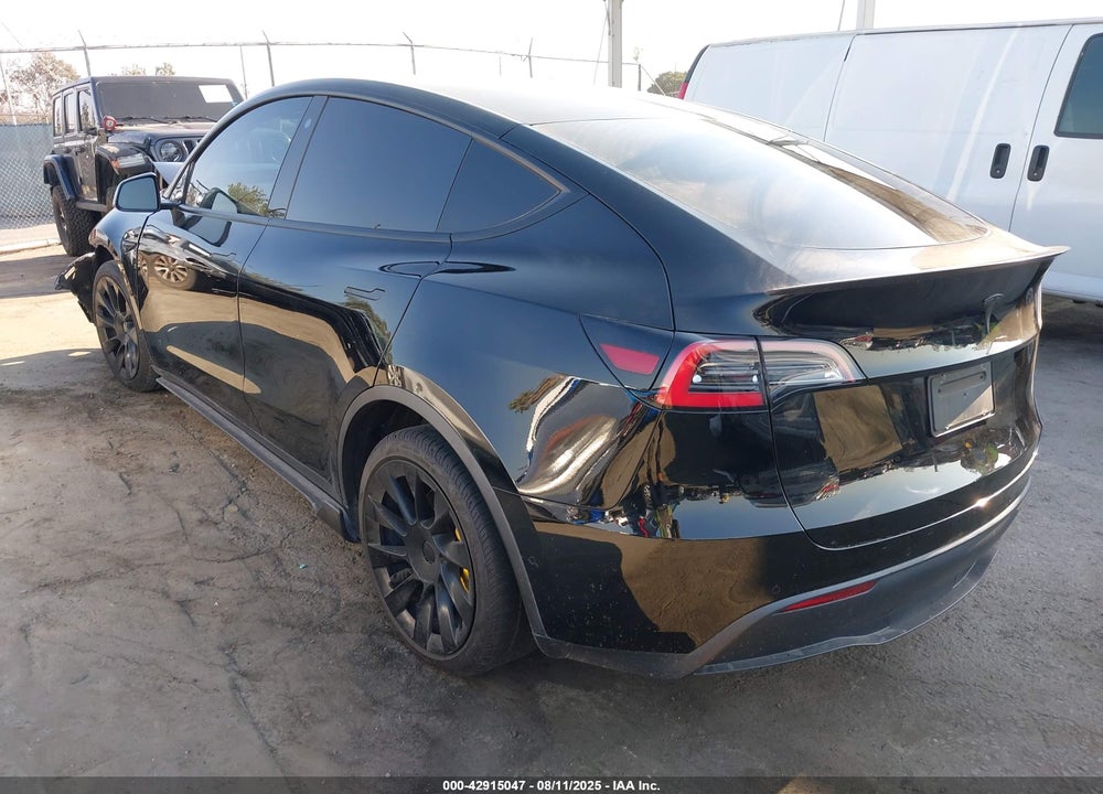 2021 TESLA MODEL Y VIN: 5YJYGDED7MF122895