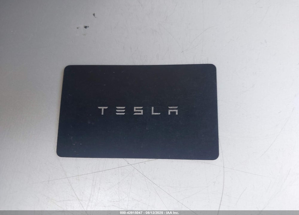 2021 TESLA MODEL Y VIN: 5YJYGDED7MF122895
