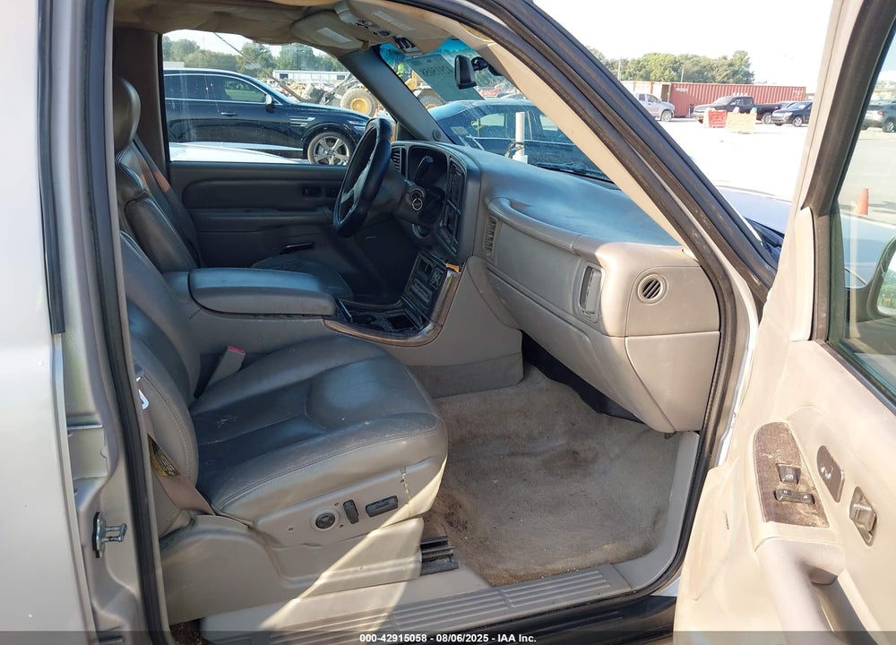2006 GMC YUKON DENALI VIN: 1GKEK63U86J118886