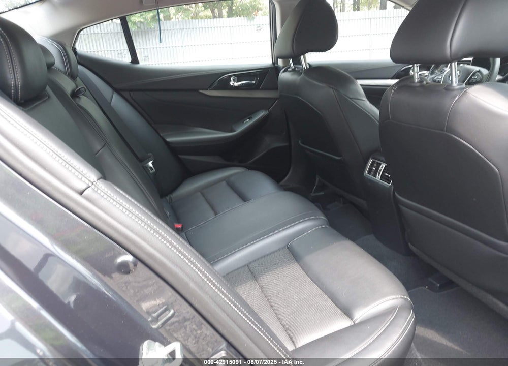 2017 NISSAN MAXIMA VIN: 1N4AA6AP4HC440075