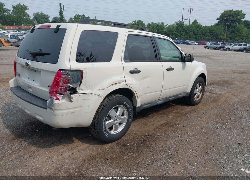2010 FORD ESCAPE VIN: 1FMCU9DG8AKD30421