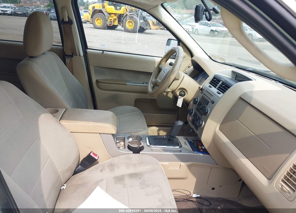 2010 FORD ESCAPE VIN: 1FMCU9DG8AKD30421