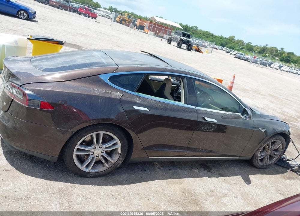2013 TESLA MODEL S VIN: 5YJSA1BG3DFP09731