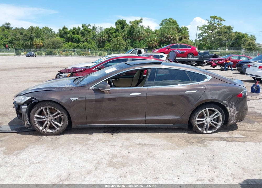 2013 TESLA MODEL S VIN: 5YJSA1BG3DFP09731