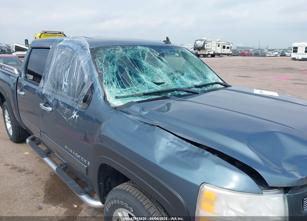 2008 CHEVROLET SILVERADO 1500 LT1 VIN: 2GCEK13M581165563