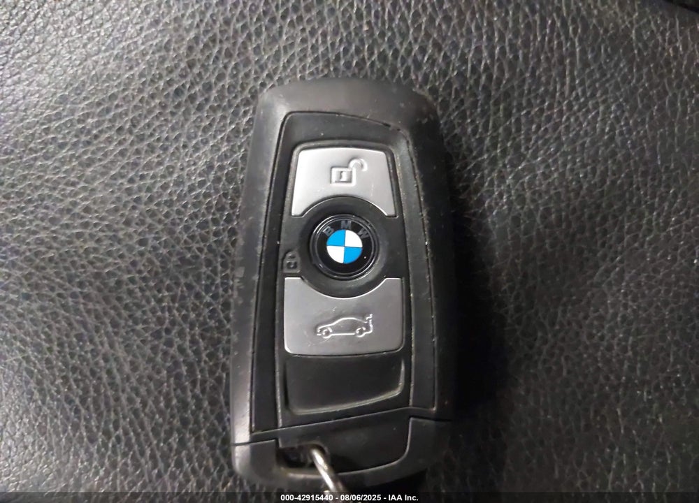 2014 BMW 3 SERIES VIN: WBA3D5C57EKX96034