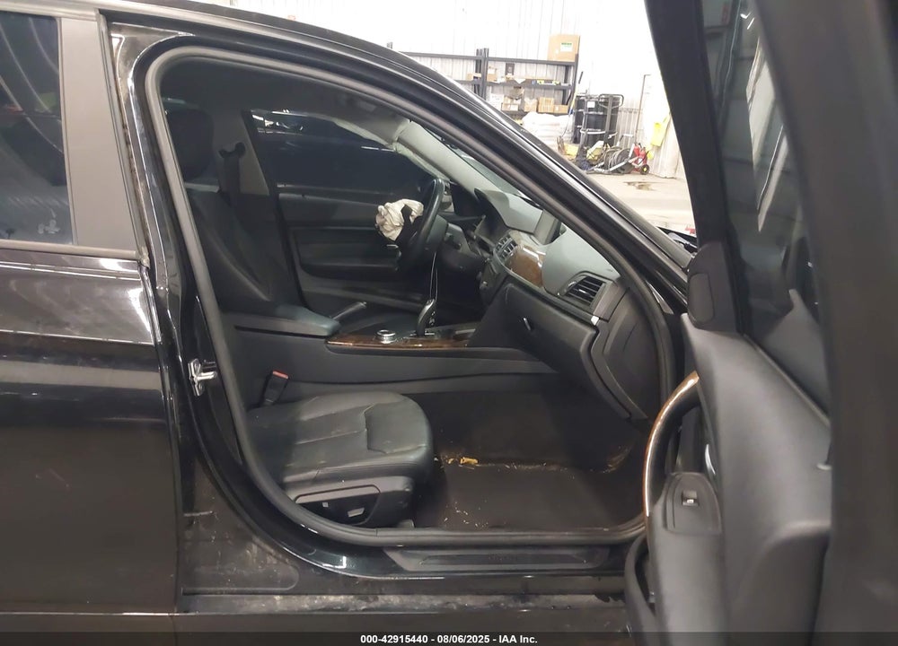 2014 BMW 3 SERIES VIN: WBA3D5C57EKX96034