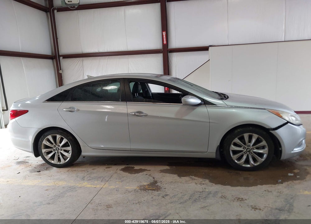 2011 HYUNDAI SONATA SE VIN: 5NPEC4AC6BH197226