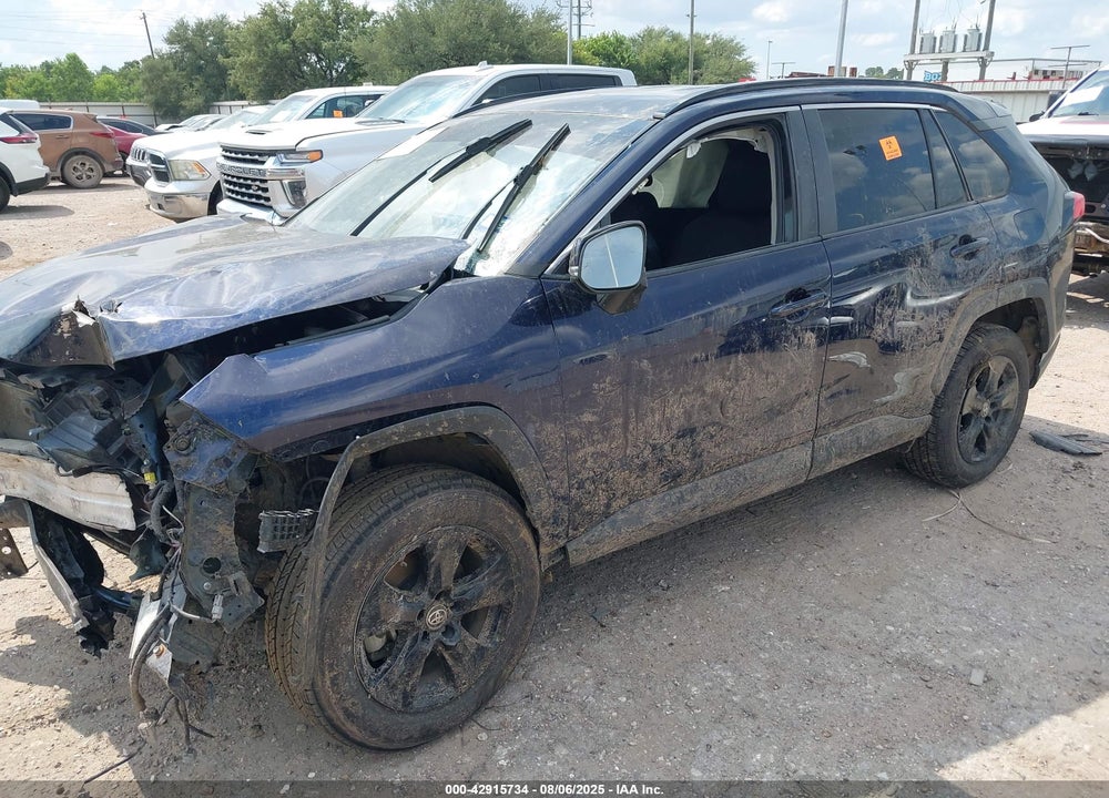 2021 TOYOTA RAV4 XLE VIN: 2T3P1RFV8MW194846