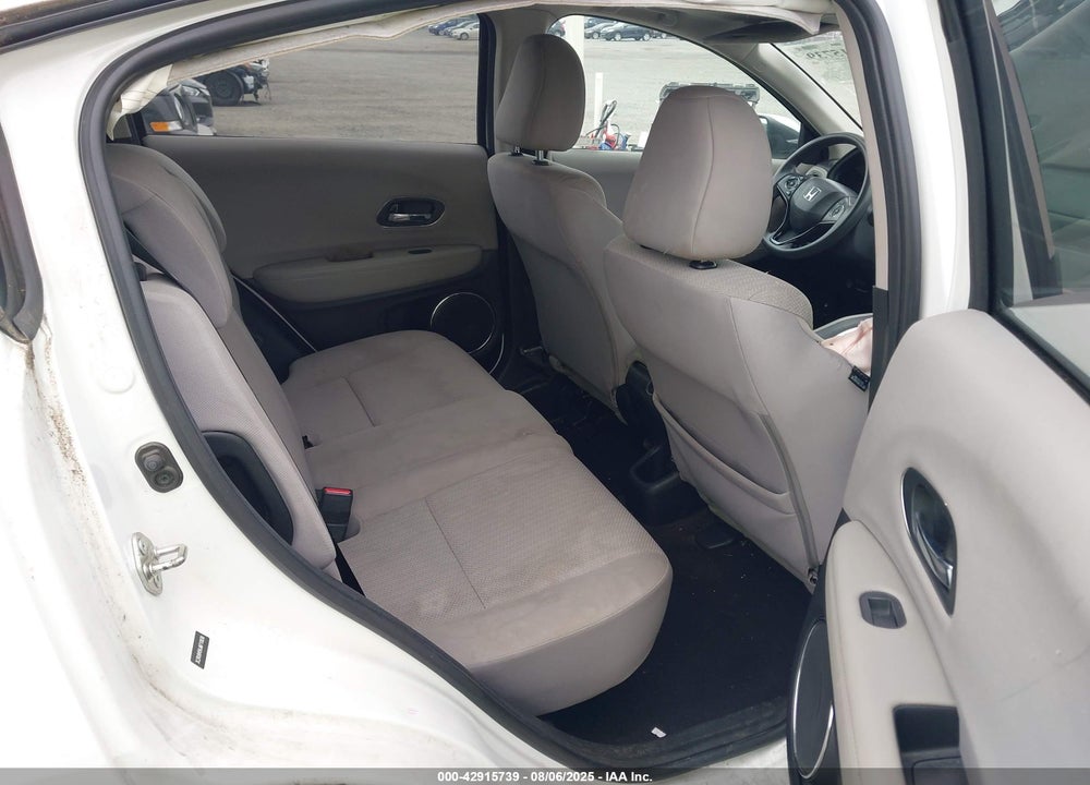 2018 HONDA HR-V VIN: 3CZRU6H58JM710836