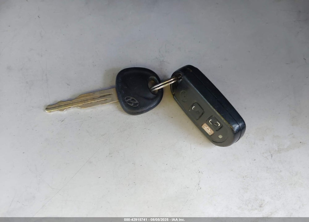 2006 HYUNDAI ELANTRA GLS/LIMITED VIN: KMHDN46D86U245937