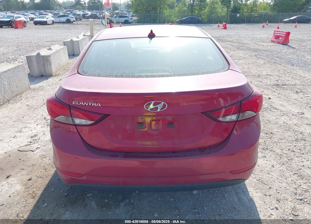 2016 HYUNDAI ELANTRA VIN: KMHDH4AE6GU542228