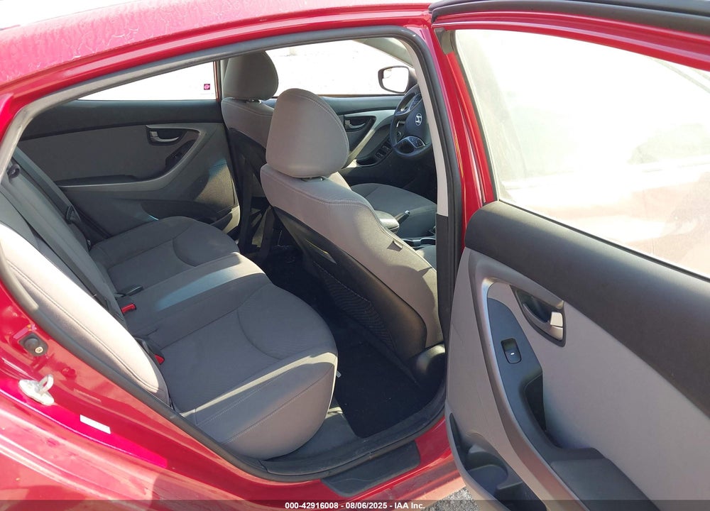 2016 HYUNDAI ELANTRA VIN: KMHDH4AE6GU542228