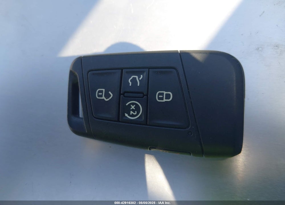2023 VOLKSWAGEN JETTA VIN: 3VW7M7BU5PM039778