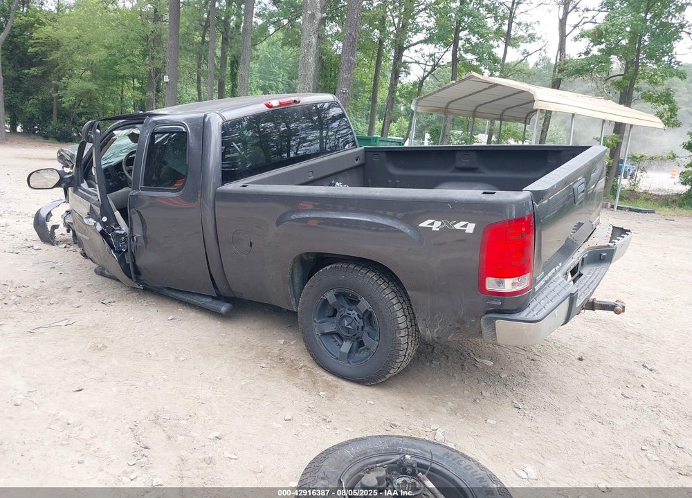 2011 GMC SIERRA 1500 VIN: 1GTR2VE32BZ122861