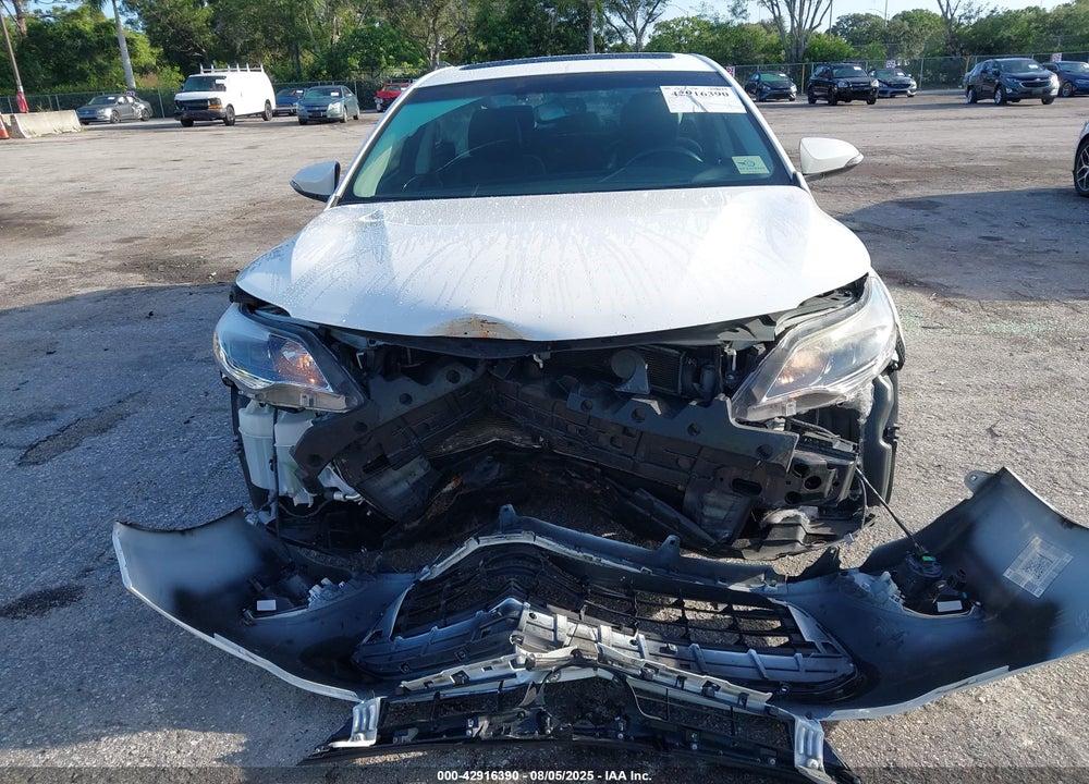 2015 TOYOTA AVALON HYBRID XLE TOURING VIN: 4T1BD1EB3FU048120