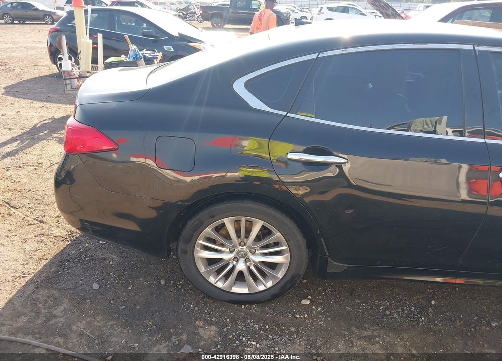 2011 INFINITI M37 VIN: JN1BY1AP9BM324906