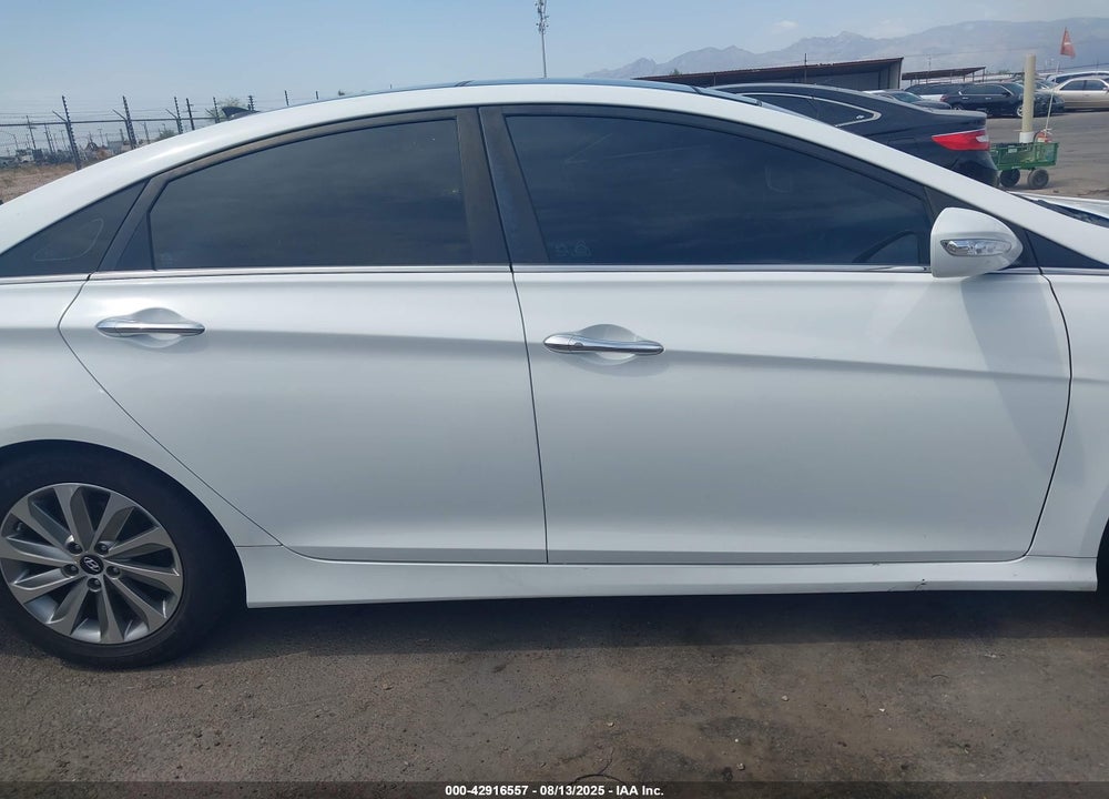 2014 HYUNDAI SONATA VIN: 5NPEC4AC7EH881416