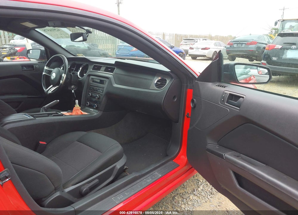 2014 FORD MUSTANG VIN: 1ZVBP8AM7E5277370