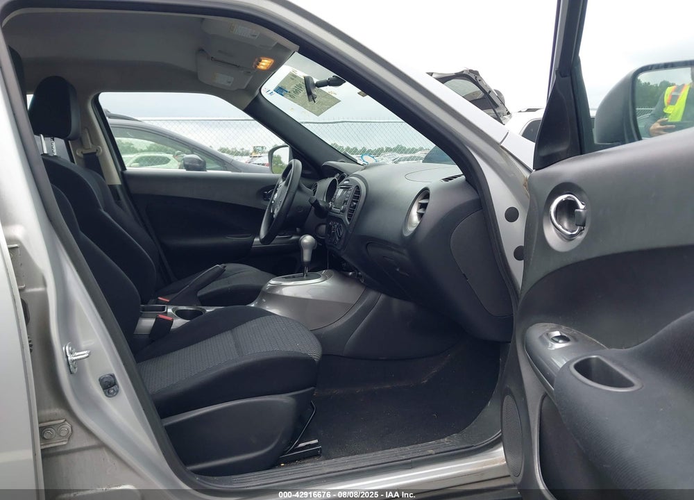2016 NISSAN JUKE VIN: JN8AF5MR9GT607844