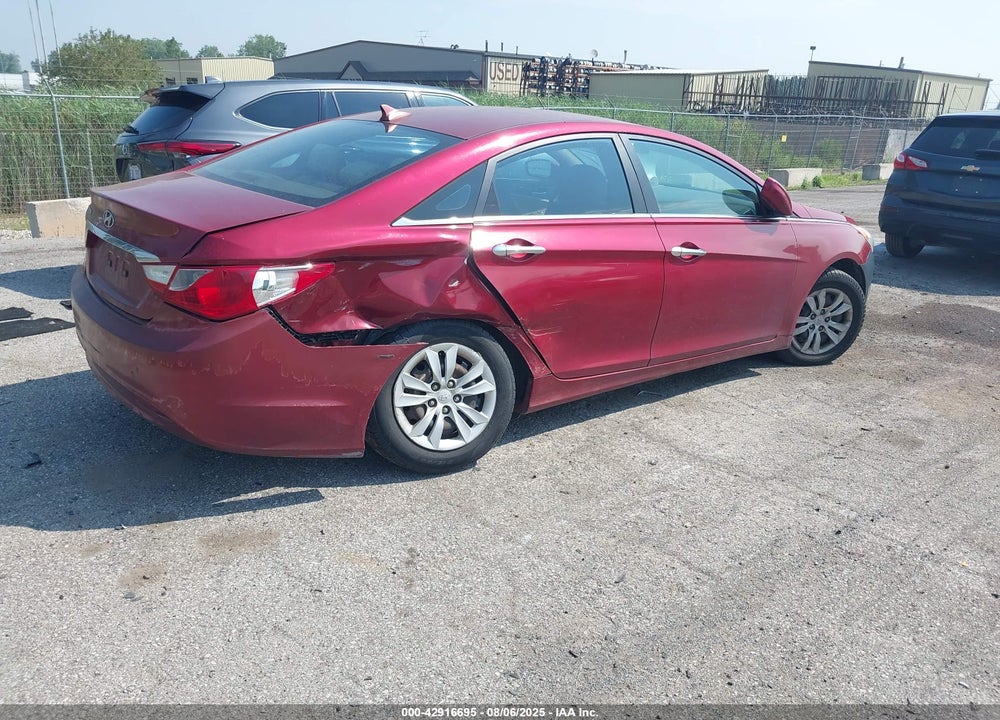 2011 HYUNDAI SONATA VIN: 5NPEB4AC1BH061198