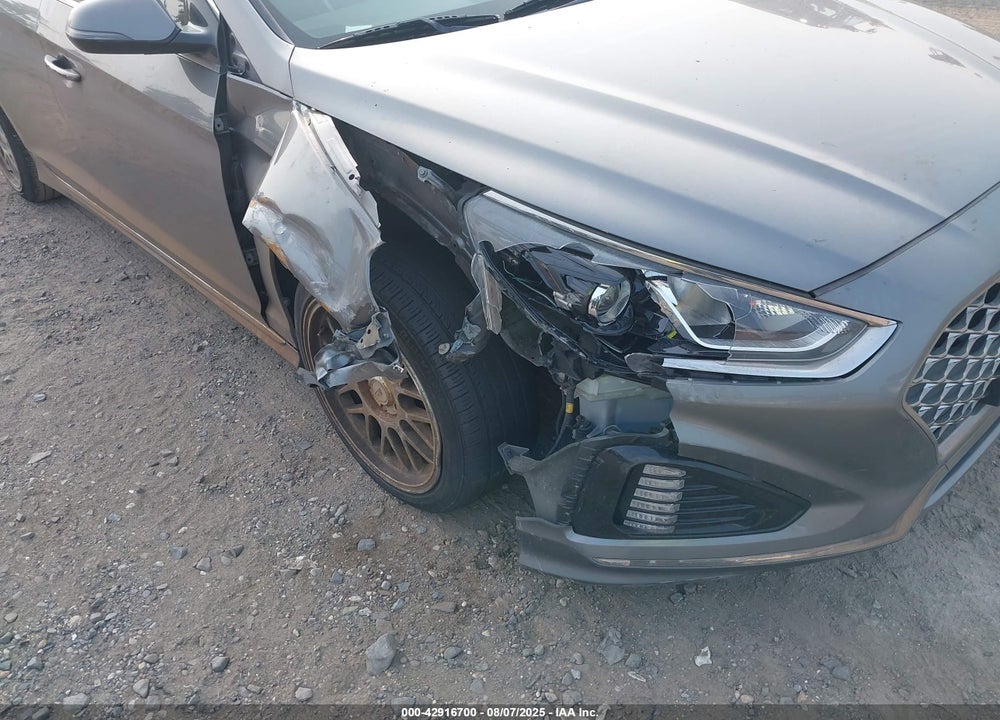 2018 HYUNDAI SONATA SPORT VIN: 5NPE34AF2JH617590