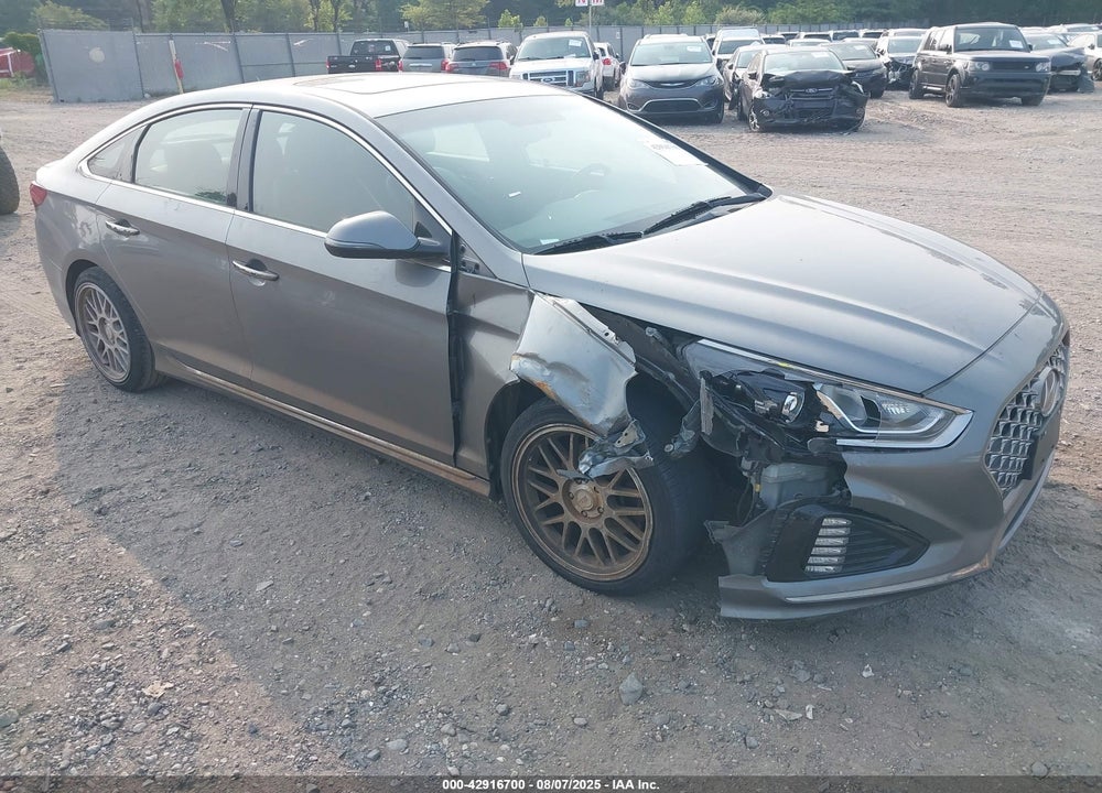 2018 HYUNDAI SONATA SPORT VIN: 5NPE34AF2JH617590