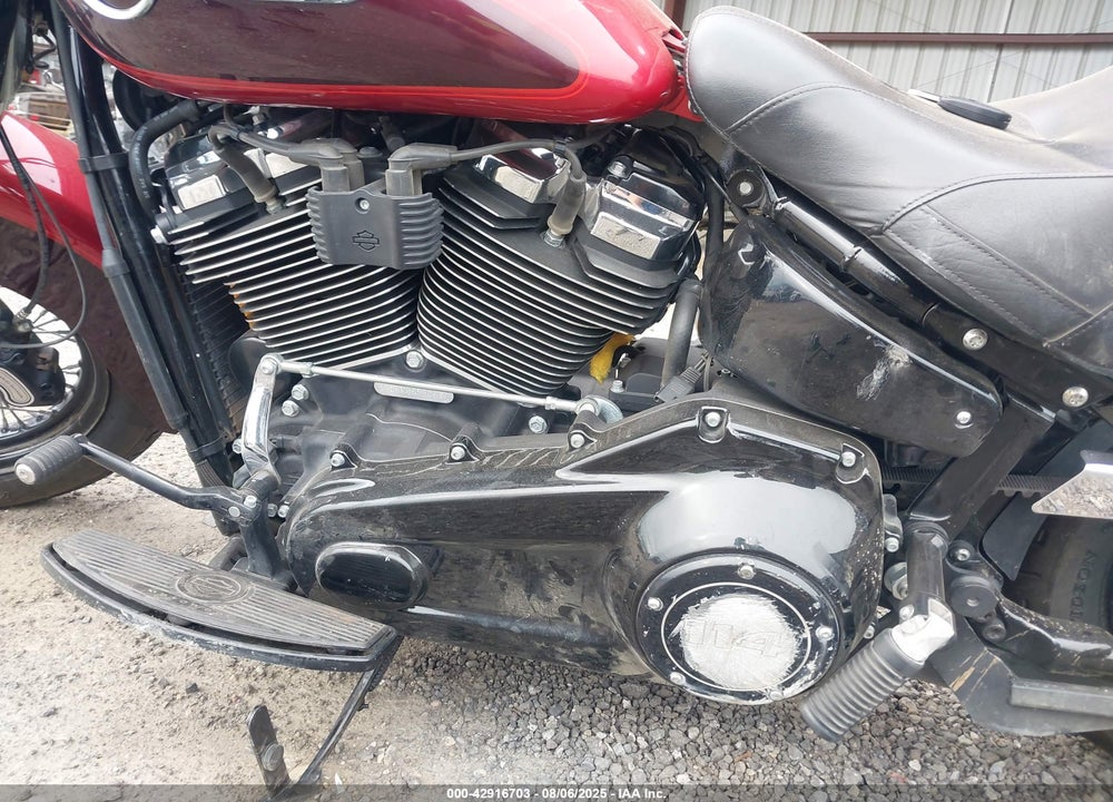 2019 HARLEY-DAVIDSON FLHCS VIN: 1HD1YBK21KB065906