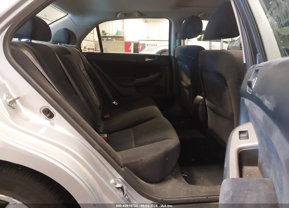 2005 HONDA ACCORD 2.4 EX VIN: 1HGCM56745A129400
