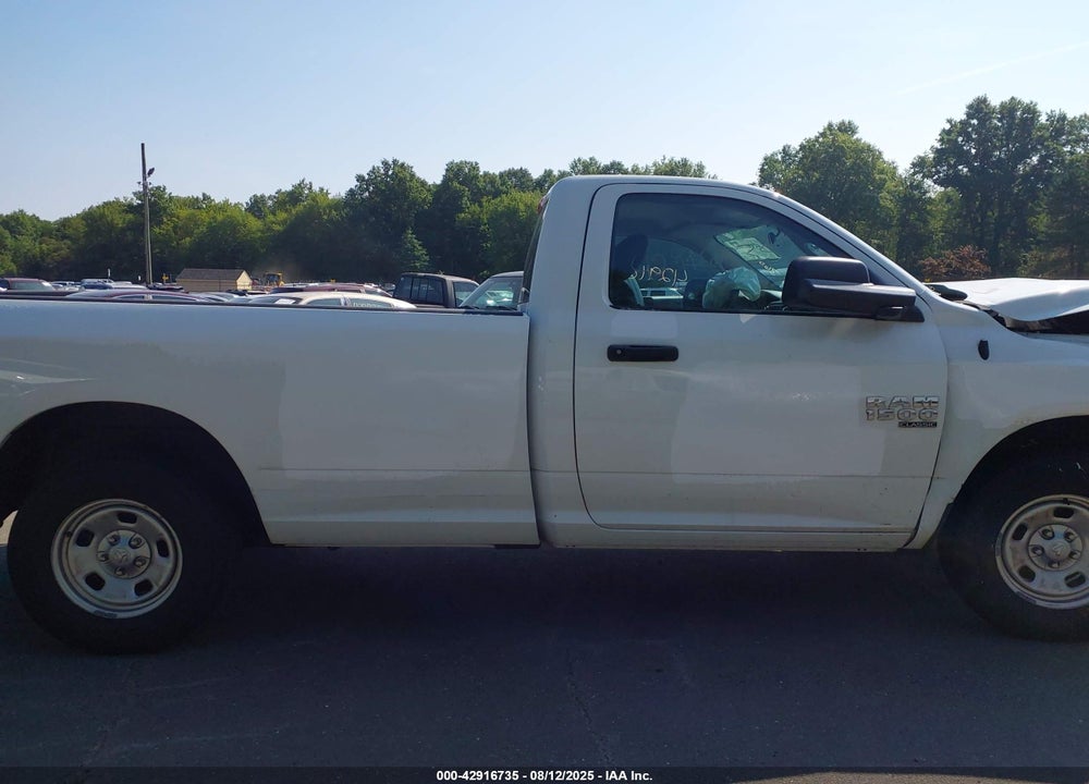 2022 RAM 1500 VIN: 3C6JR6DG9NG300845