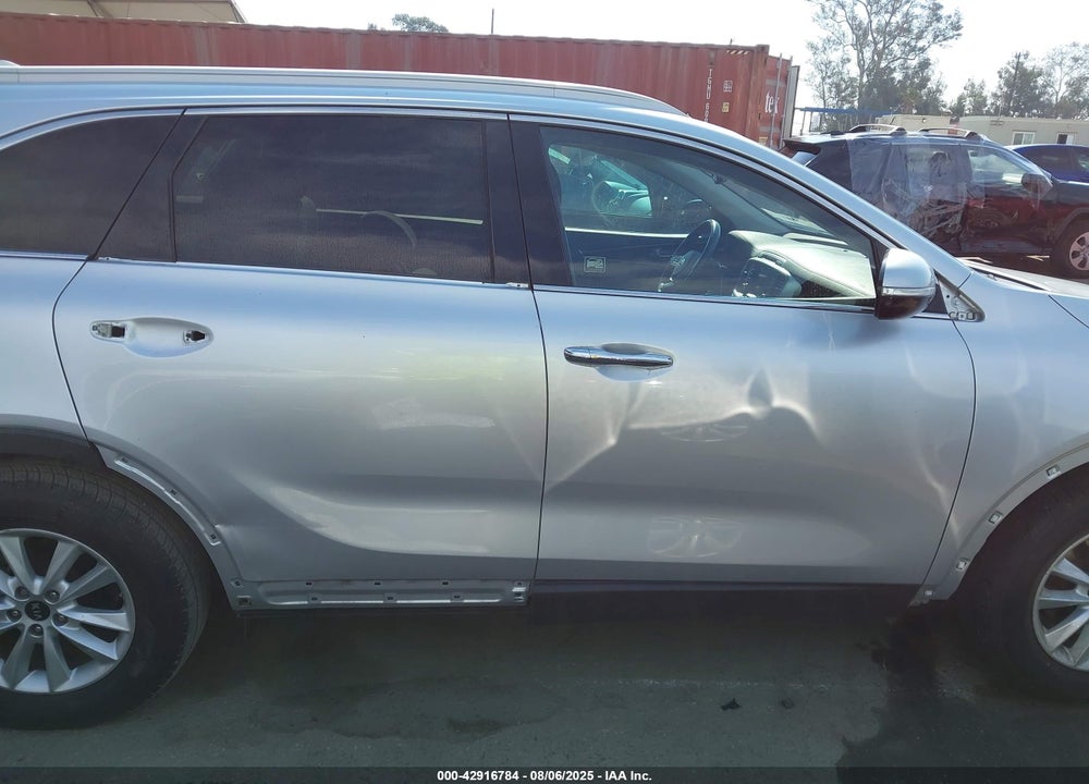 2019 KIA SORENTO 2.4L LX VIN: 5XYPG4A39KG452245