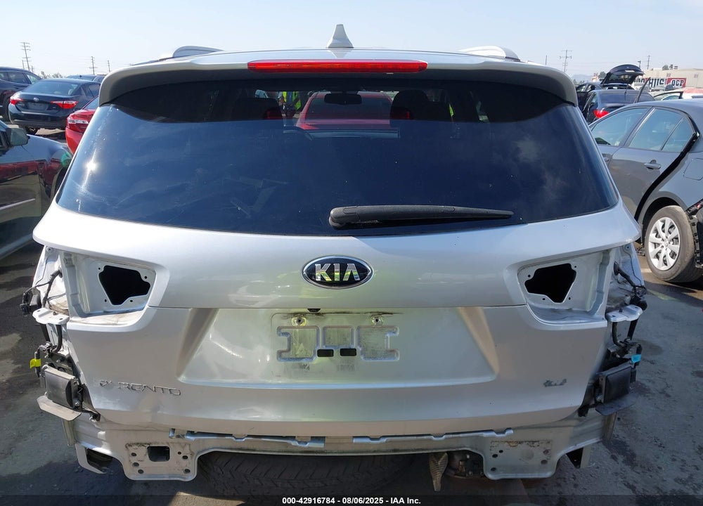 2019 KIA SORENTO 2.4L LX VIN: 5XYPG4A39KG452245