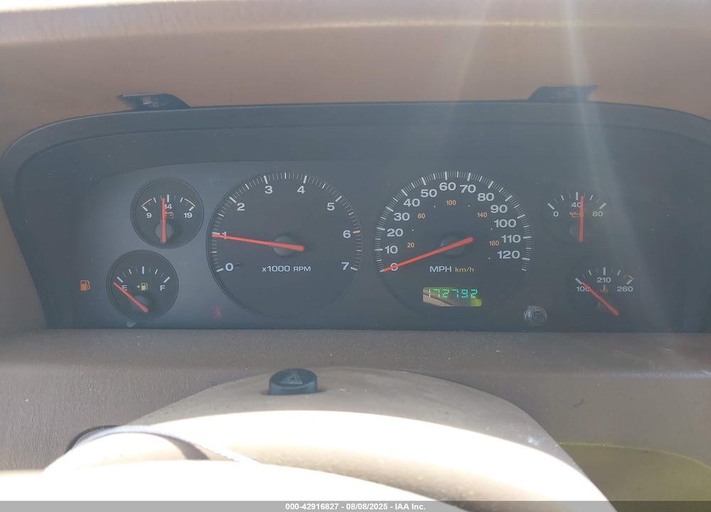 2000 JEEP GRAND CHEROKEE LIMITED VIN: 1J4GW58S4YC139603