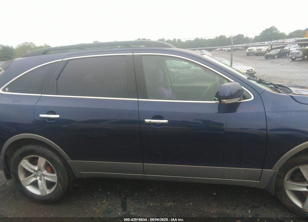 2011 HYUNDAI VERACRUZ VIN: KM8NU4CC1BU154425